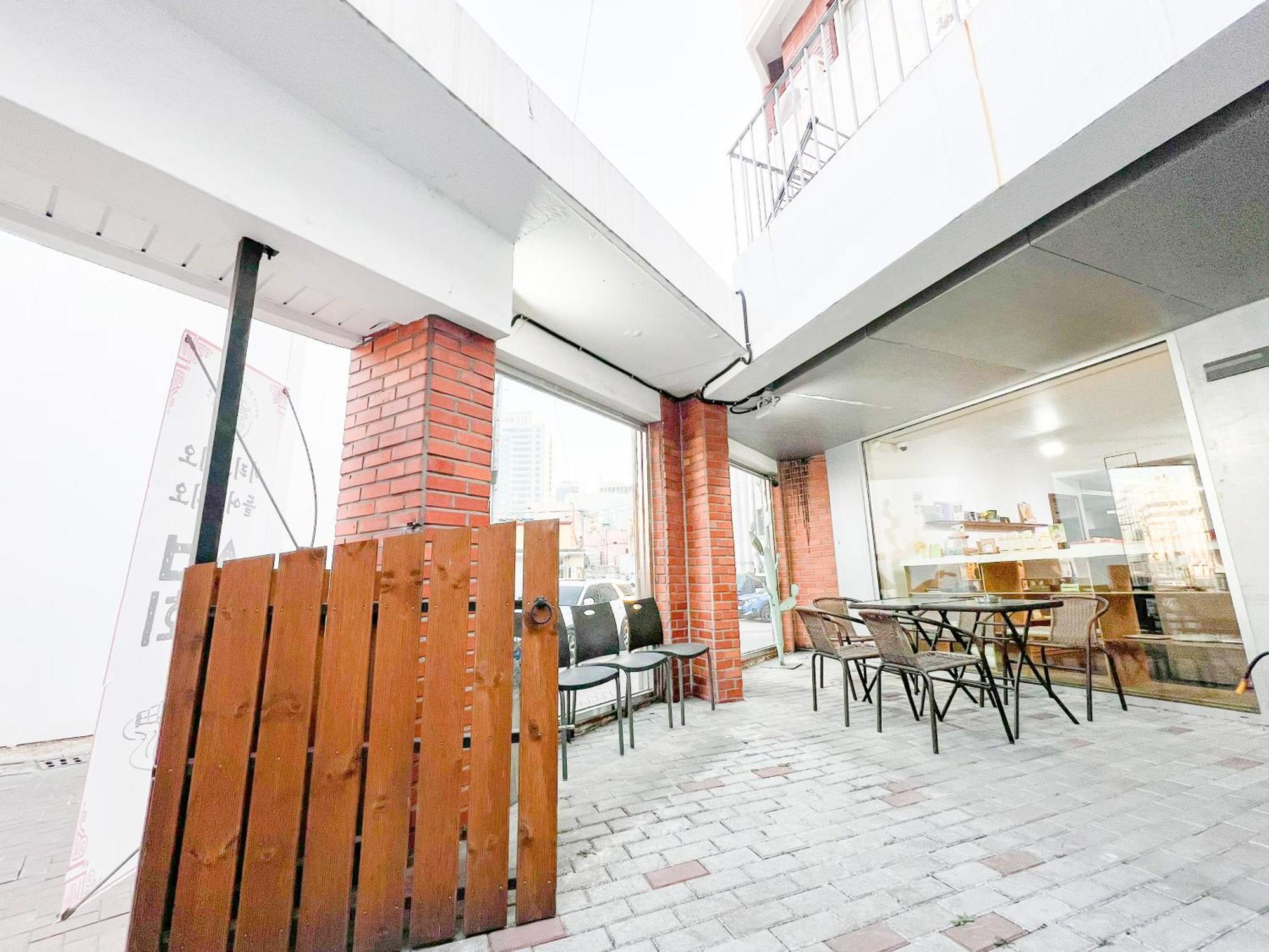 Empathy Guesthouse Daegu Buitenkant foto